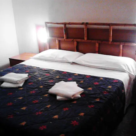 Europe Hotel *